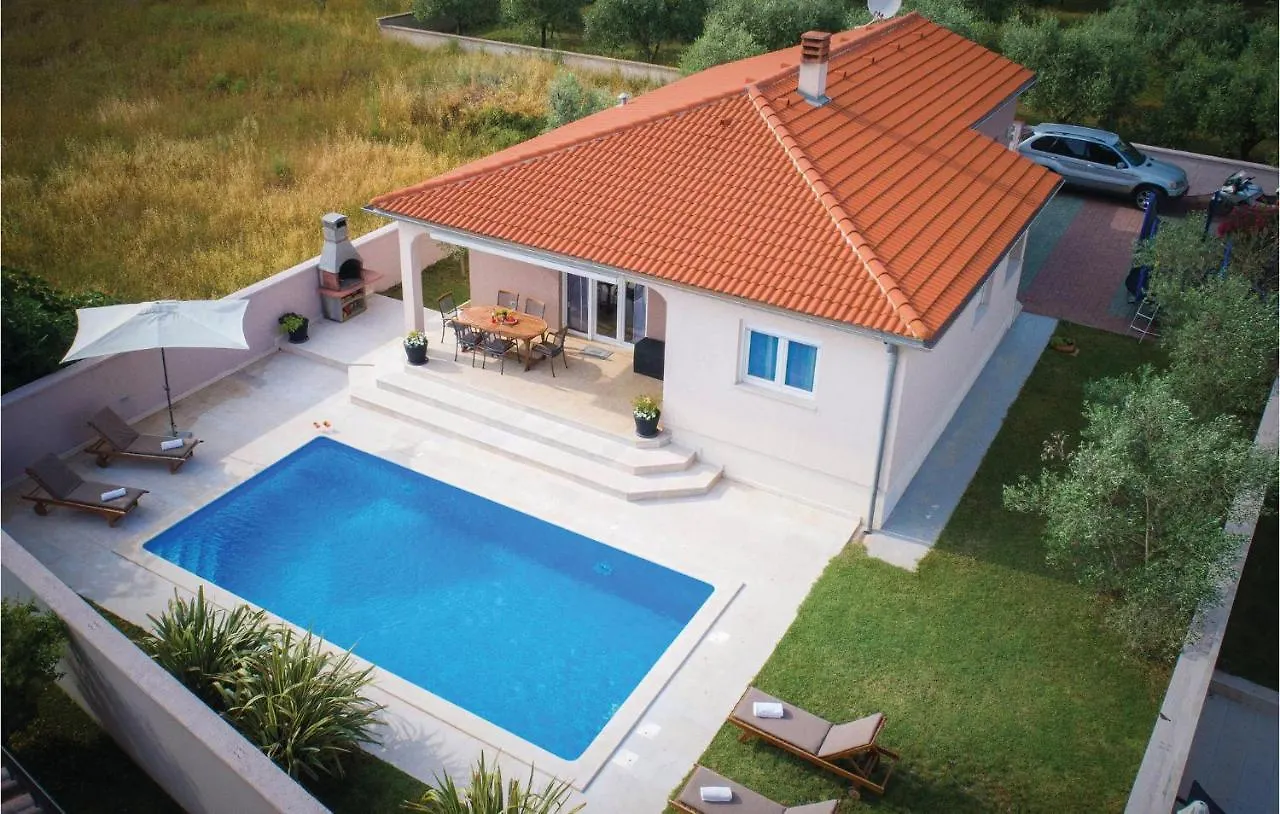 Awesome Home In Pula With Wifi 0*,  Croazia